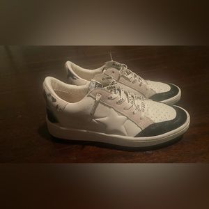 Vintage Havana sneakers